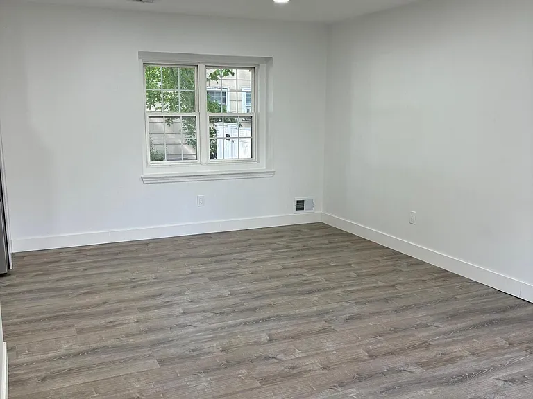 240 Atlantic Ave — Photo 17
