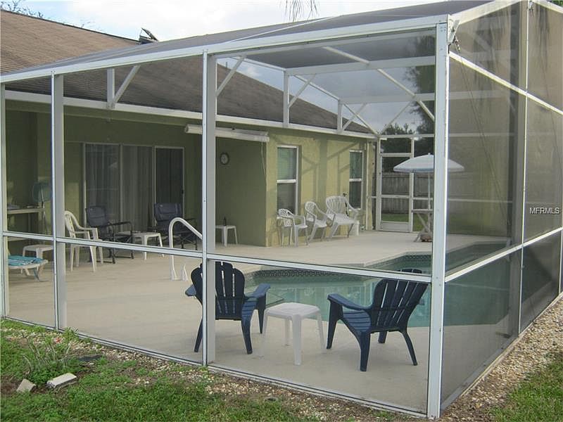 2nd image of 1133 Whitewood Way
