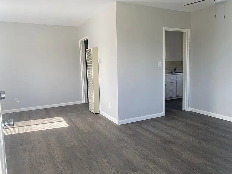 2245 Granada Ave — Photo 2