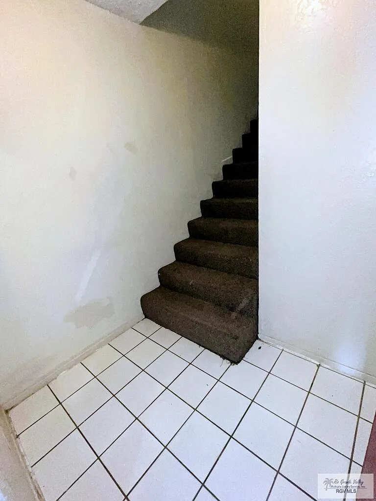 2 bed, 1.0 bath, 1100 sqft, $875 — Photo 4