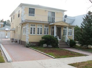 14582 8th Ave, Whitestone, NY 11357