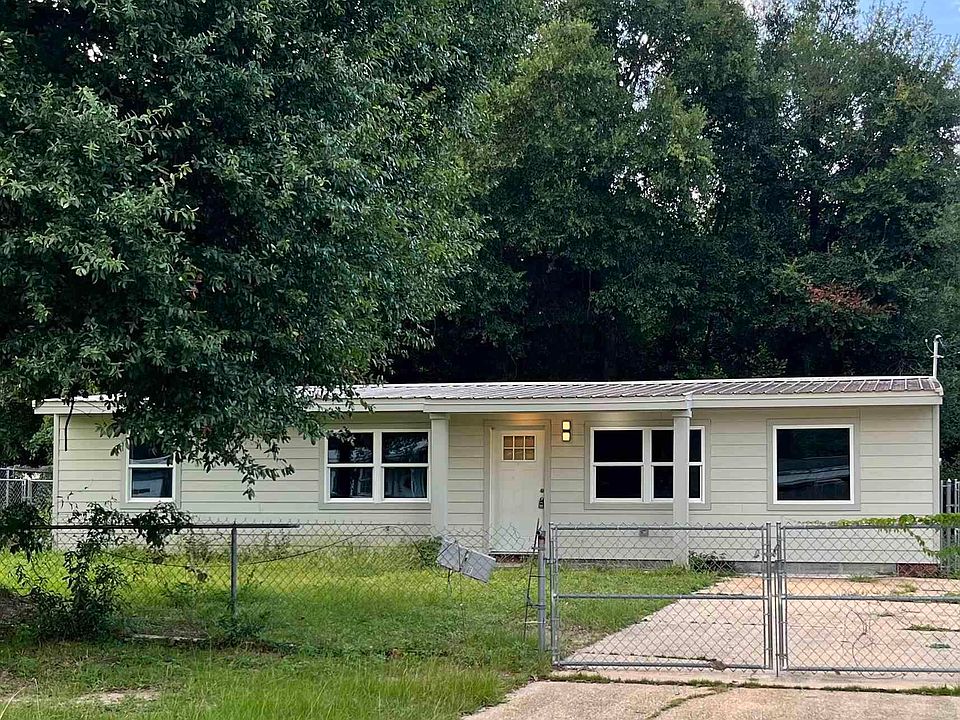 1st image of 6466 Skyline Dr
