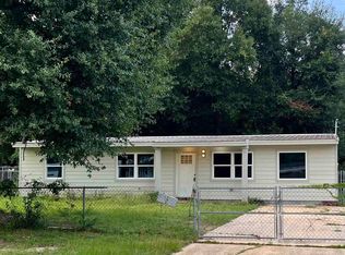 6466 Skyline Dr, Milton, FL 32570
