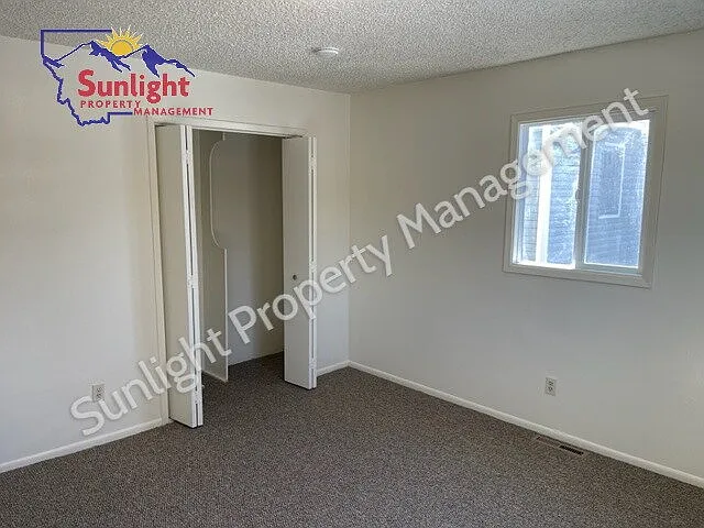 406 S 1st Ave — Photo 11