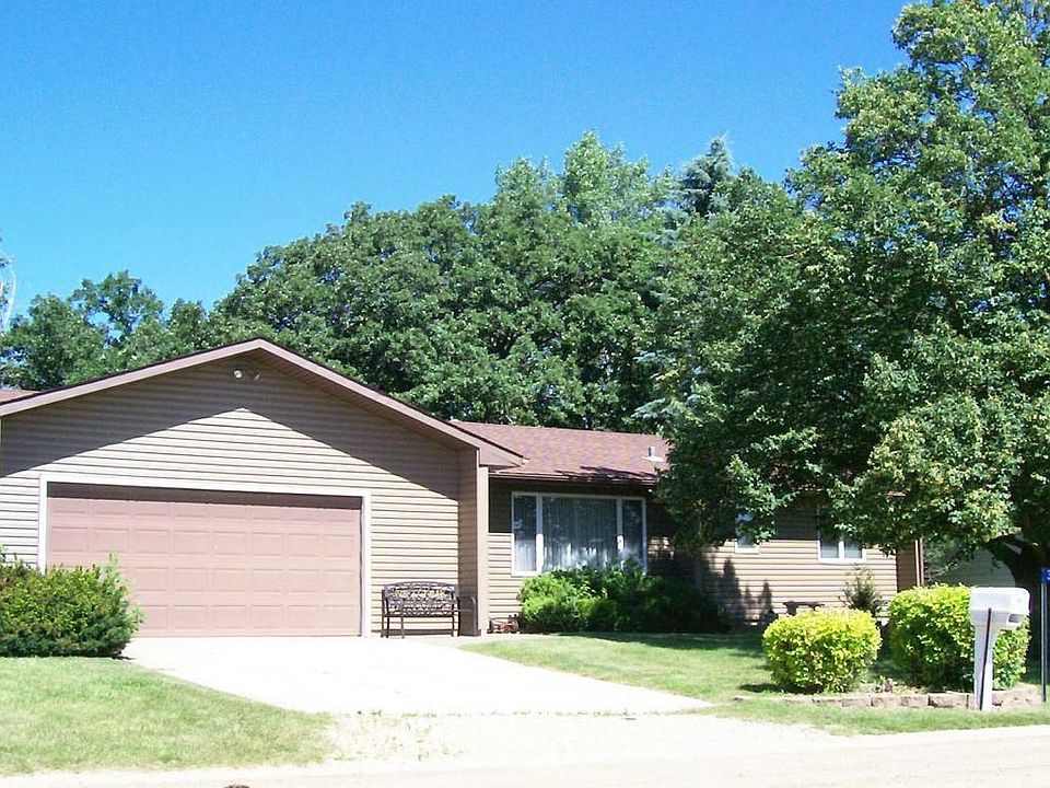 1st image of 3415 Hoeger Ln