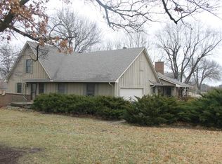 996 S 260th St, Pittsburg, KS 66762