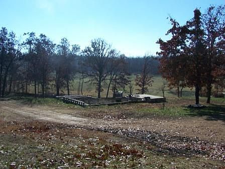 2nd image of 15892 Johnson Rd