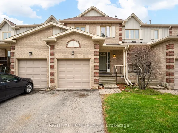 302 College Ave W #163, Guelph, ON N1G 4T6