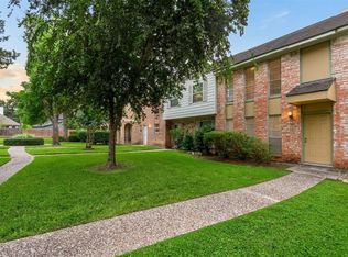 427 Sunset Dr APT 7, Dickinson, TX 77539