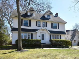 3353 Lansmere Rd, Shaker Heights, OH 44122