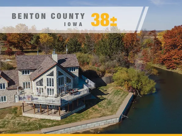 6235-2 33rd Avenue Dr, Shellsburg, IA 52332