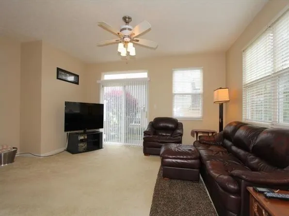 3927 Elter Ln, Mason, OH 45040