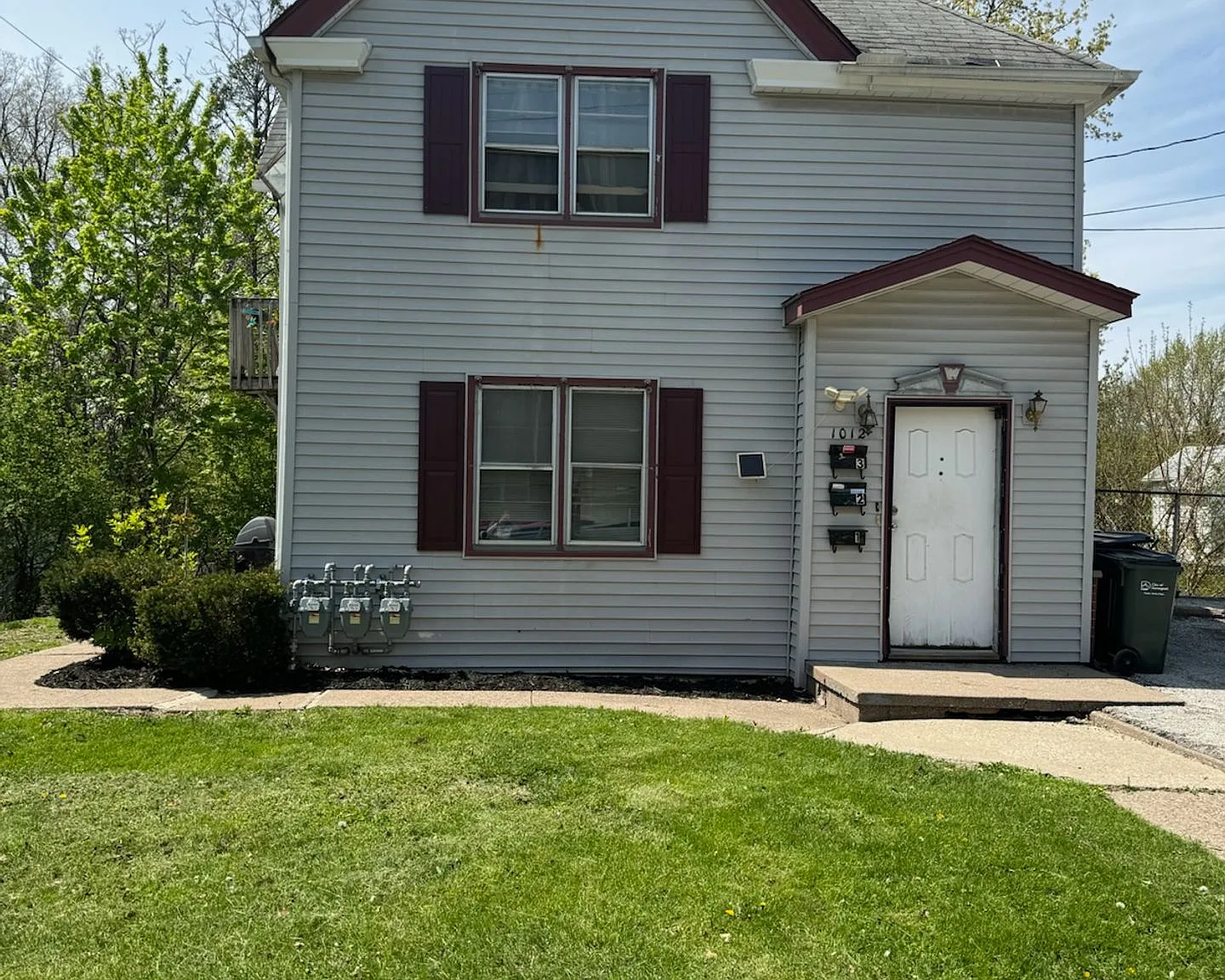 WAH1012 — Photo 1