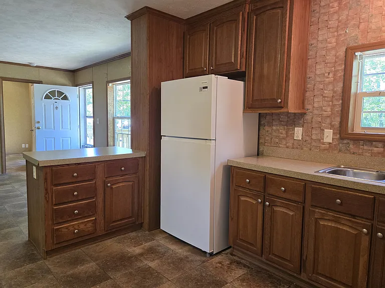 107 Rayewood Dr — Photo 11