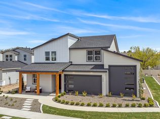 324 S Quincannon Ln, Star, ID 83669