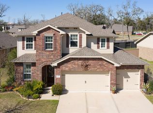 114 Meadow Ridge Way, Clute, TX 77531