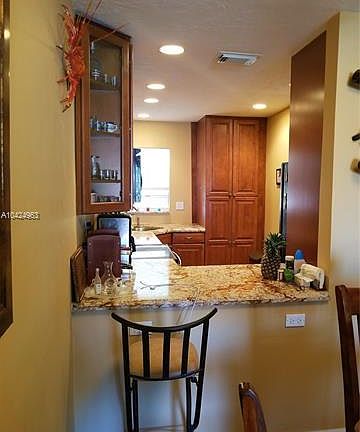 4th image of 2841 NE 33rd Ct APT 201