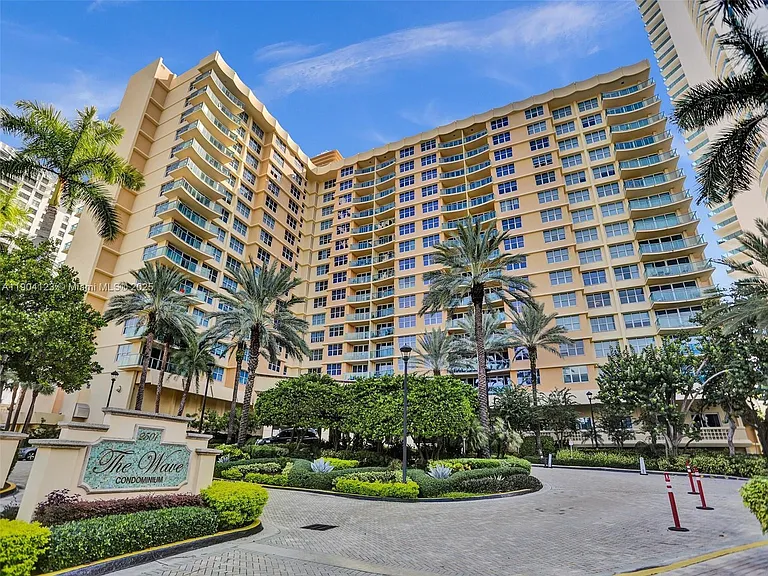 2501 S Ocean Dr #505 — Photo 42