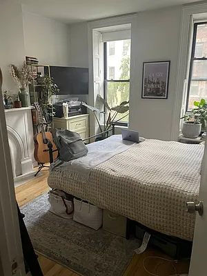 Rented by Douglas Elliman | media 3