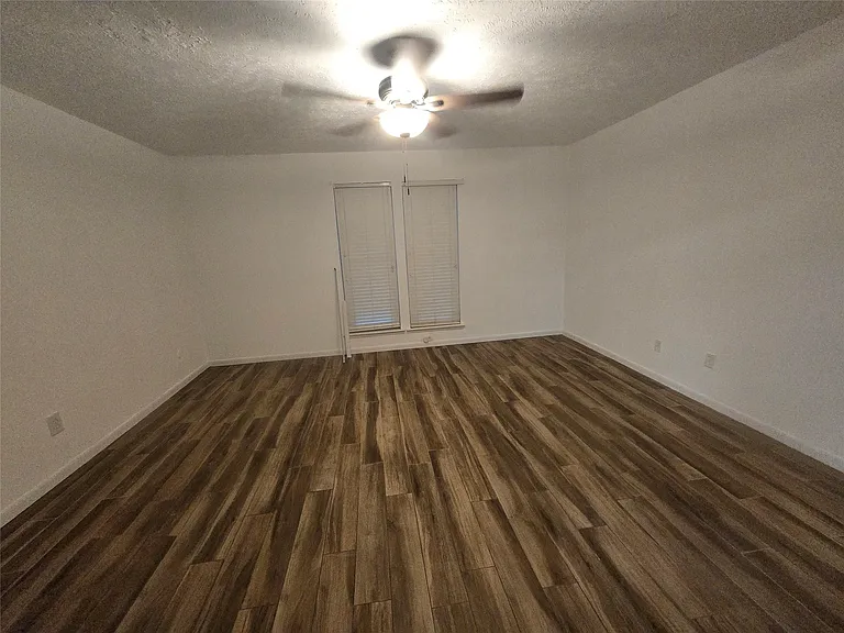 9802 Sagepike Dr — Photo 19