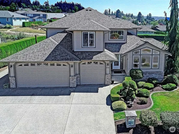 8702 Myrtle Street, Stanwood, WA 98292