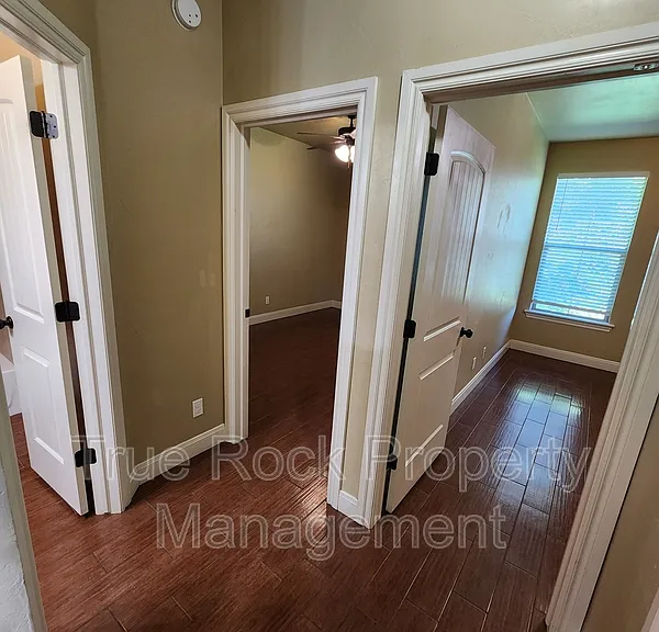 1329 N Monte Vista St #B — Photo 6