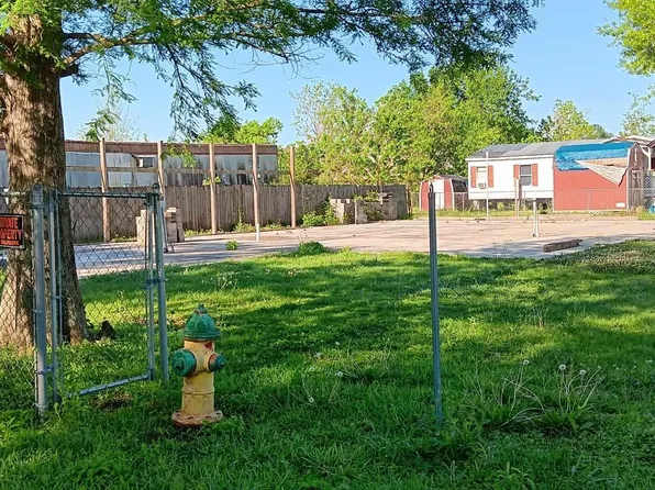 226 Santa Monica Dr, Houma, LA 70363