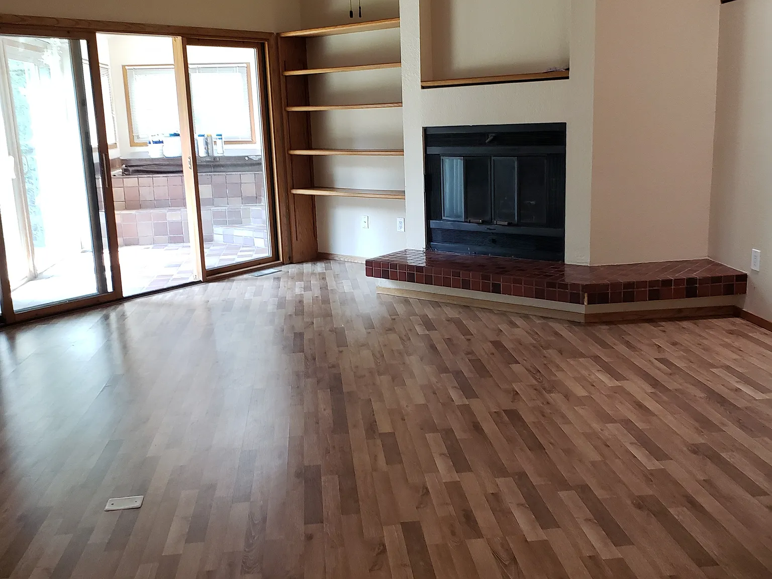 4 bed, 3272 sqft, $4,000 — Photo 3