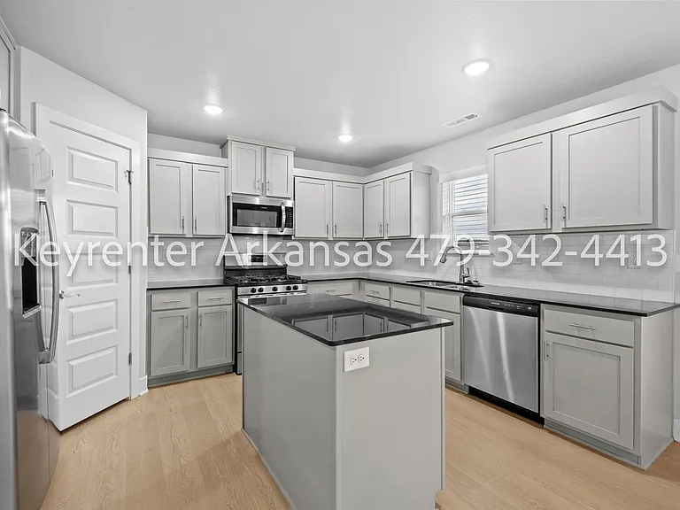 311 Pennington Ave — Photo 10