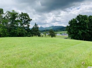 8 Amanda View Way, Sevierville, TN 37876