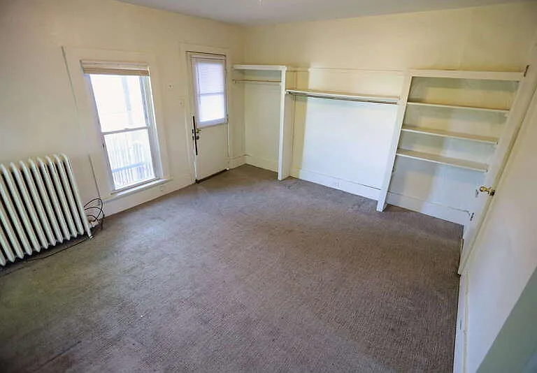 112 S 8th St #5 — Photo 2
