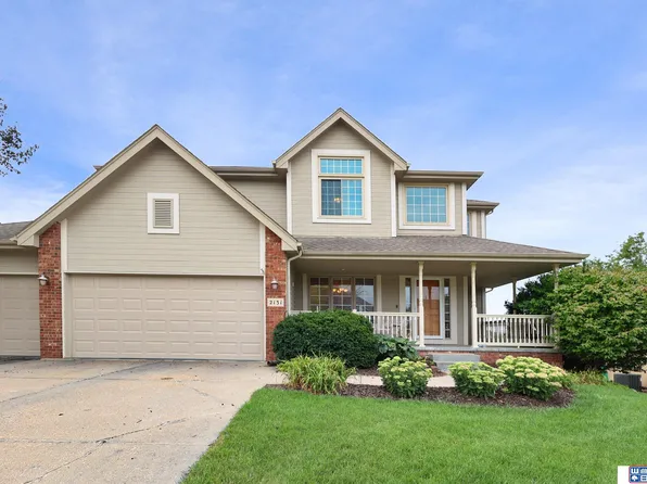 2131 Ashwood Ave, Papillion, NE 68133