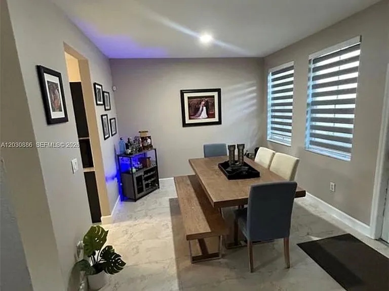 15372 SW 9th Way — Photo 2