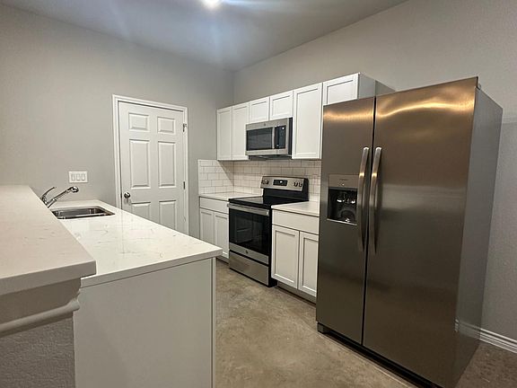 4th image of 1204 N 8th St Unit B