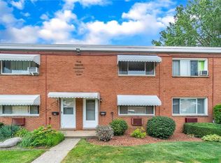 1565 Severn Ln, Wickliffe, OH 44092