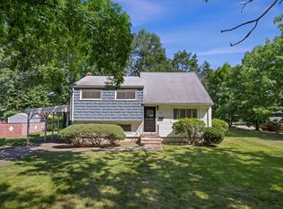 34 Alfred St, Woburn, MA 01801
