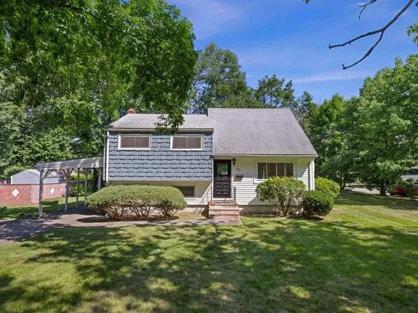 34 Alfred St, Woburn, MA 01801