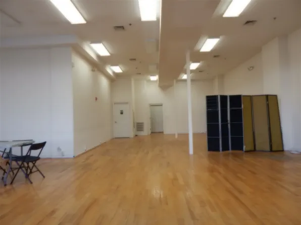 169 Monticello Avenue image 4 of 13