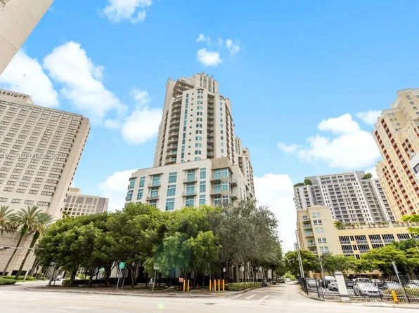 9055 SW 73rd Ct, Miami, FL