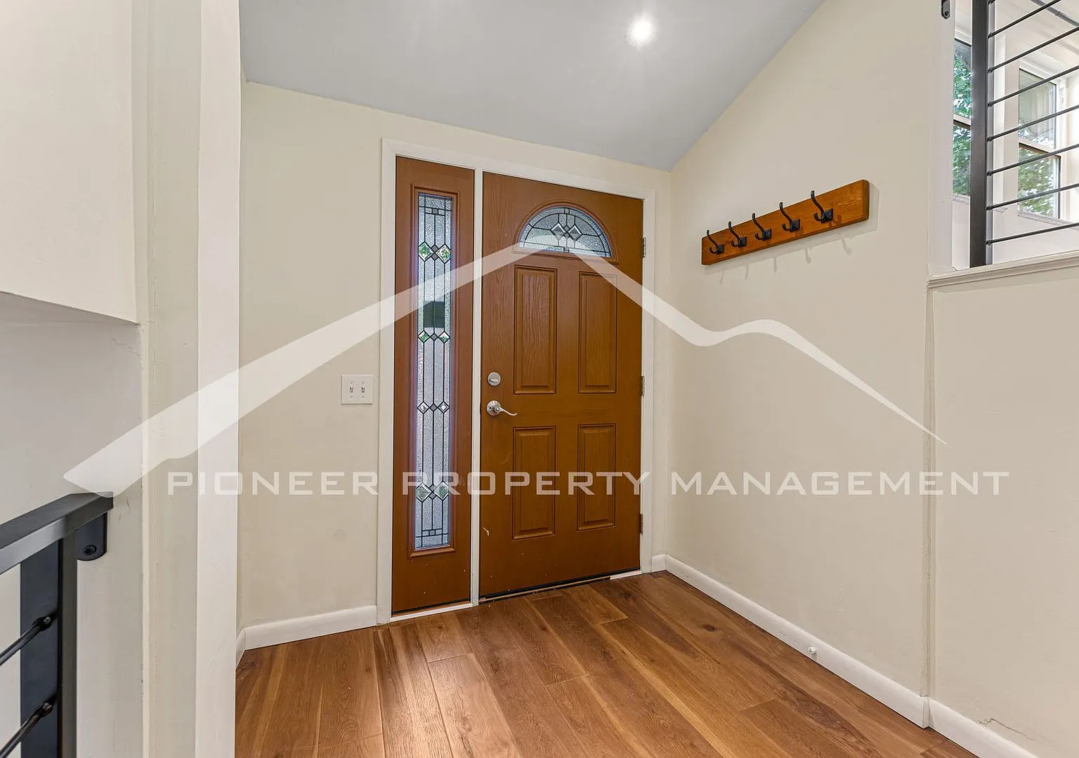 Spacious Home with 2 Car Garage and Central Air! — Photo 4