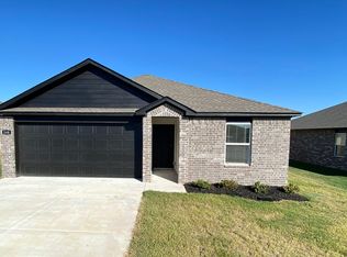 148 Preston Ln, Hensley, AR 72065