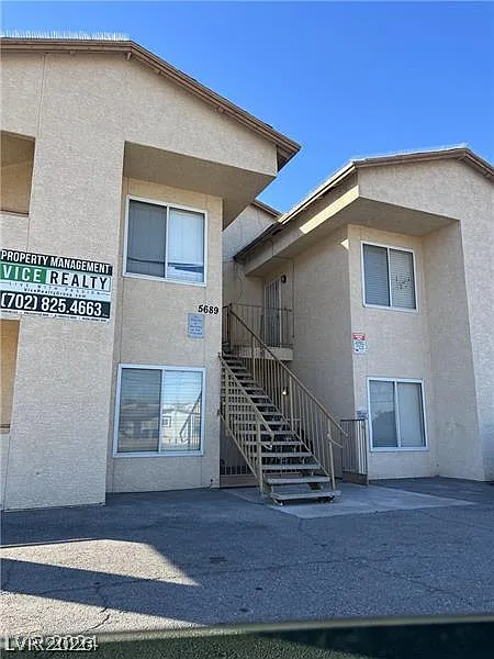 2 bed, 2.0 bath, 3966 sqft, $1,250 — Photo 1