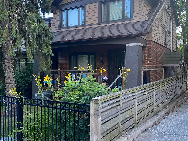 372 Victoria Park Ave — Photo 1
