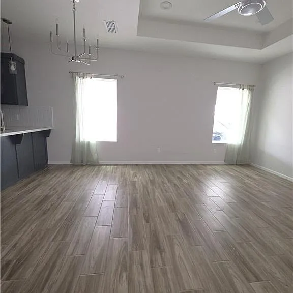 913 N Clarence Ave #2 — Photo 2