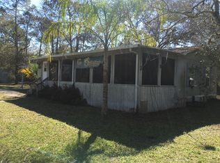 24000 Deer Rd, Astor, FL 32102