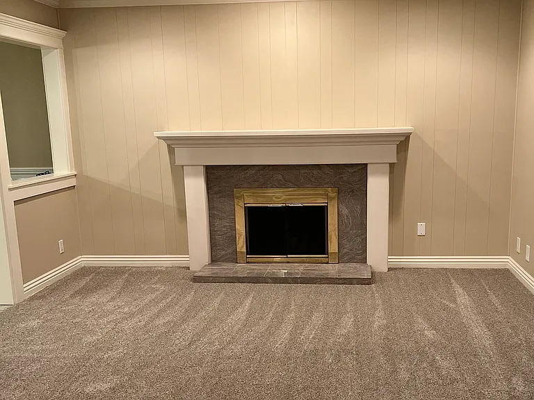 3749 E Euclid Ave — Photo 3