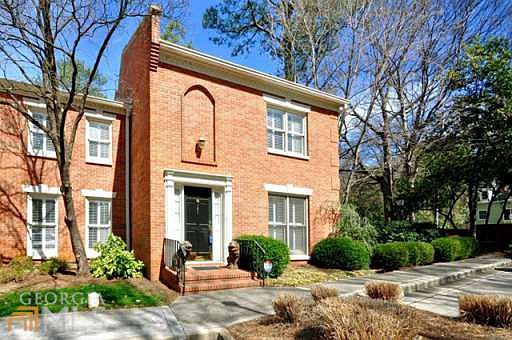 2nd image of 606 Ansley Villa Dr NE