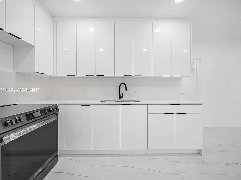 5509 NW 5th Ct #5509 — Photo 4