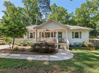 940 N Carter Rd, Decatur, GA 30030