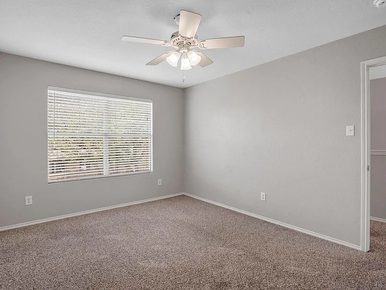 6432 Paradise Valley Rd — Photo 20